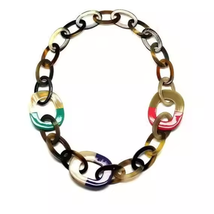 Collier en corne de buffle de haute qualité femmes bijoux de mode collier en corne de buffle naturel par CRESCENT CRAFTS - Product Image 1