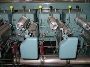 Machine à bobiner manuelle à double cône frontal Schweiter, 48 broches, précision, pour fils de soie, viscose, nylon, coton - Product Image 4