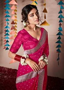 Sari de poliéster de calidad superior para bodas, grandes celebraciones y ropa nupcial, Sari listo para usar a un precio asequible - Product Image 2