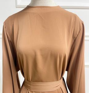 Vente en gros Nouvel arrivage de vêtements islamiques pour hommes Abaya jubbah Vêtements islamiques Jilbab moderne Robe Abaya pour femmes Ceinture de taille - Product Image 4