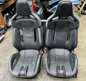 เบาะหนังรถยนต์ BMW รุ่น F94 F95 G05 G06 G07 M3 M4 M5 M6 F30 F10 F15 F36 F20 F22 E71 E81 E82 E84 E87 E88 E90 E91 E92 G16 G17 G20 - Product Image 4