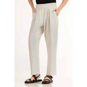 Pantalon en crêpe coupe ajustée WM-TRC-SS26-611 avec décoration boutonnée - Product Image 5