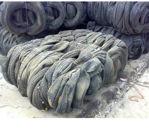 Nhà Máy Giá thân thiện với môi tái chế cao su tự nhiên odorles lốp phế liệu để bán với giá thấp - Product Image 1