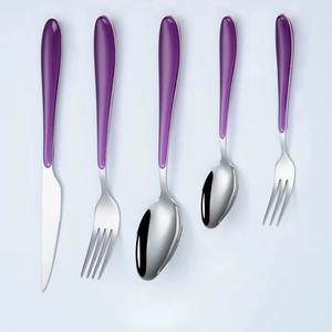 Ensemble de couverts en acier inoxydable avec manche violet durable pour les repas quotidiens à la maison, les rassemblements familiaux, les repas au restaurant et à l'hôtel - Product Image 1