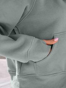 Wholesale Women Zipper Hoodies Custom Logo Cotton Fleece OEM Stylish Slim Fit Sportswear Gym Wear Streetwear Fashion - Product Image 5