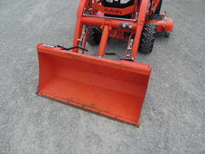 used and new Kubota BX2380 Tractor snow removal compact tractor - Product Image 3