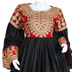 Robe afghane Kuchi faite à la main avec des fils colorés Tenue tribale Kuchi fabriquée à la main avec des points fins - Product Image 2