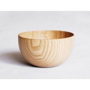 Tazón de servicio de madera de primera calidad hecho de madera de origen ético con una superficie lisa y pulida para una fácil limpieza - Product Image 5