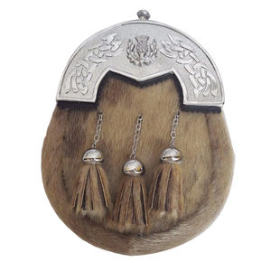 เข็มขัดหนังคุณภาพสูงระดับพรีเมียม กระเป๋าสปอร์รันแบบกึ่งทางการ พร้อมพู่ห้อย 3 อัน โลโก้สั่งทำได้ สายคาดเอวแบบท่อ ทนทาน เหมาะสำหรับชุดยูนิฟอร์มกิลท์ - Product Image 1