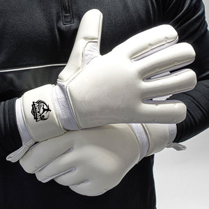 <b>Super</b> Soft Comfortable Goalkeeper Football Gloves High Quality Reasonable Price Custom Design Goalkeeper Gloves - Product Image 3