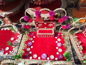 Placas decorativas Mehndi, placas de anillo Thaal disponibles, estilo de boda pakistaní, anillo de compromiso de flores personalizado 2025 OEM - Product Image 3