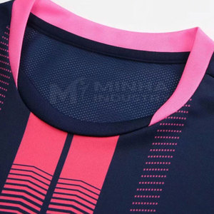 Uniforme de fútbol de color personalizado de alta calidad 100% poliéster equipo desgaste camiseta de fútbol a la venta - Product Image 4