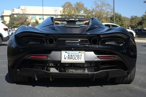 720S S-pider Luxury, usado con cuidado - Product Image 4