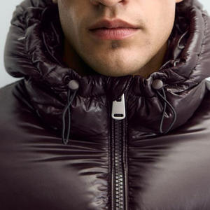 Blouson matelassé pour homme, manches longues, service OEM, prix de gros, avec capuche et poches / Tissu confortable et respirant - Product Image 5