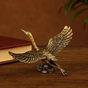 Figurine élégante en laiton Sculpture animale Collection Accent décoratif fait à la main pour l'affichage intérieur de la maison élégante - Product Image 1