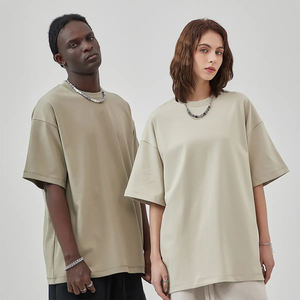 T-shirt uni unisexe de haute qualité pour hommes Logo personnalisable Dernier design pour vêtements décontractés et de plein air - Product Image 4