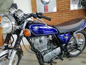 Genuine 100% 2025 Yamaha SR400 Sportbikes Premium Motocicletas Ofrecido - Product Image 4