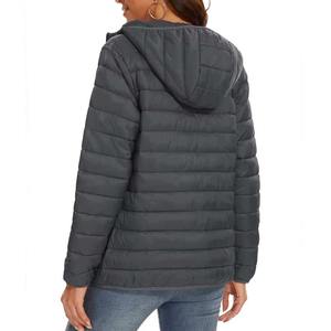 Chaqueta de invierno para mujer, acolchada rellena de poliéster con características impermeables a prueba de viento y transpirables, diseño de burbujas para mayor comodidad y estilo - Product Image 5