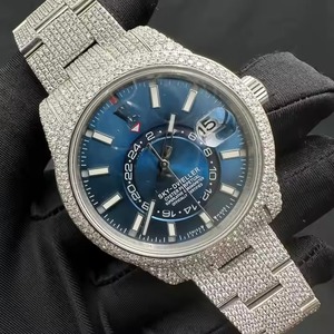 Montre Antique en Diamant Moissanite Luxueux Style HipHop Antique Double Temps Sous Bande en Acier Inoxydable Entièrement Glacé Verre de Haute Qualité - Product Image 1