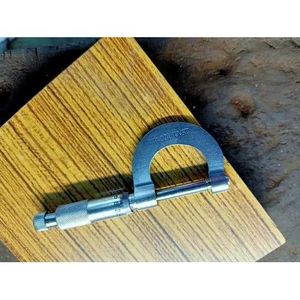 Outside <b>Micrometer</b> Screw Gauge Range 0-25mm for Accurate Measurements - Product Image 1