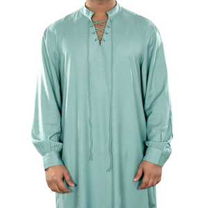 Moderno estilo de Kuwait para hombre Thobe Jubbah 2025 venta al por mayor de alta calidad árabe islámico Daffah Thobes fabricante - Product Image 1