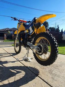 Moto tout-terrain abordable noire Talaria X3 49cc quatre temps, moteur central 12V 5Ah 8000W, moto de course, vitesse maximale 61-80 km/h, 620 mm - Product Image 6
