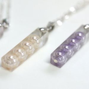 สินค้ามาใหม่แนวสตรีทบอยขายดีสร้อยคอไข่มุกเรซินใสสร้อยคออะคริลิคสำหรับผู้ชายแนวฮิปฮอปพังค์ - Product Image 5