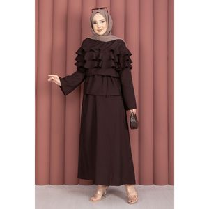 Ensemble jupe en crêpe marron café deux pièces avec short évasé taille XS, haut à volants et haut superposé style club - Product Image 3