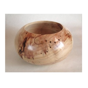 Bol de fil en bois de forme ronde à tricoter à la main brun brillant et support de stockage au Crochet top vente bol de fil de cadeau et de décoration - Product Image 1