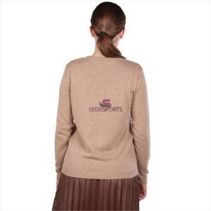 Cardigan en tricot pour femme de haute qualité, entièrement personnalisable, disponible dans toutes les tailles - Product Image 2