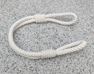 Attache de rideau en coton blanc, douce, tissée à la main, pour un style moderne - Product Image 1