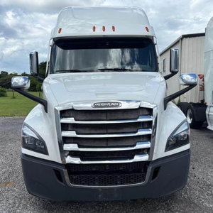 Camiones Usados Freightliner Cascadia 126 con Camarote, 2023 2022, Camión Semi con Camarote de 72 Pies, Detroit Automático - Product Image 2