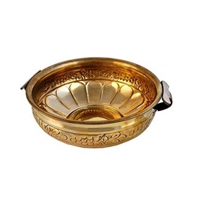 Tazón de flores Urli de diseño hecho a mano de Color dorado de aluminio de forma redonda con dos asas para decoración de festivales - Product Image 5