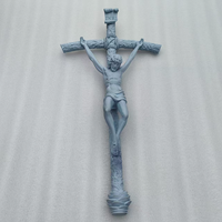 Croix imprimée SLA en 3D-Peinture en aérosol or et argent