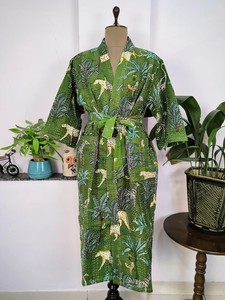 Kimono largo Kantha elegante para mujer bata estampada de algodón hecha a mano - Product Image 4