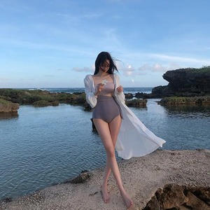 บิกินี่2ชิ้นสำหรับวันหยุดพักผ่อนชายหาดมีสีพื้นสินค้าใหม่สำหรับฤดูร้อนสินค้าปี2024 - Product Image 3