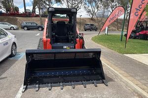 มีบริการจัดส่งรวดเร็ว รถตักล้อยาง Kubota SVL 75-2 มือสอง รถตักขนาดเล็กแบบตีนตะขาบสำหรับขาย จัดส่งทั่วโลก - Product Image 4
