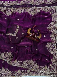 Sari en soie satinée verte de style royal, ethnique indien, dernier modèle, traditionnel, exclusif, avec un chemisier fantaisie, tenue de mariée élégante pour femmes - Product Image 5