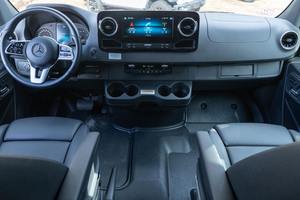 Mercedes-Benz Sprinter 2500 Storyteller Overland Mode 4x4 Premium Usado 2023 ~7,700 Millas - Product Image 4