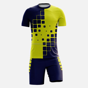 Uniformes de Fútbol OEM de la Mejor Calidad, Fabricados en Poliéster/Algodón, de Secado Rápido, Transpirables, con Logotipo Personalizado, Estilo Conjuntos, Pakistán - Product Image 2