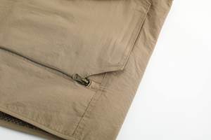 Logo ustmized en's and Women's Lightweight evereversible est indindproof ip p utdoor ololf Vest con 4 ockets - Product Image 2