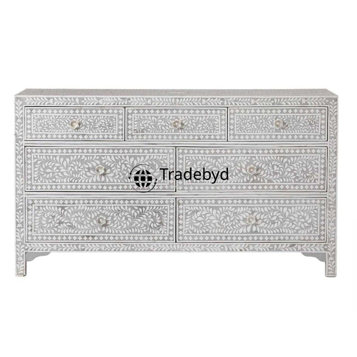 Available in different Colors