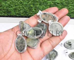 Lot en gros de pendentifs ethniques faits à la main en pierre de préhnite, plaqués argent sterling 925, parfaits pour les fêtes, les mariages, les anniversaires - Product Image 6