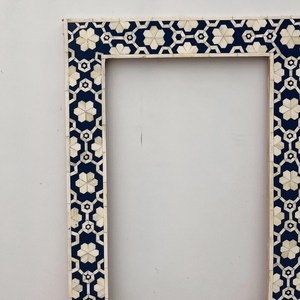 Miroir mural classique fait à la main avec incrustations d'os, travail d'incrustation détaillé, miroir mural décoratif pour l'intérieur résidentiel - Product Image 5
