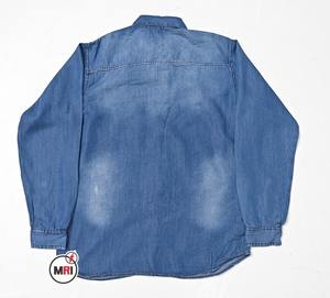 Venta al por mayor de alta demanda de nuevo diseño de camisa de mezclilla con lavado ácido de color sólido de algodón Casual nuevo estilo camisas de mezclilla - Product Image 3