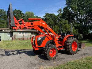 Para Tractor MX5200 50HP 4WD con Cargador LA854, Cucharón 4 en 1 y Enganche Rápido para Uso Agrícola - Product Image 2