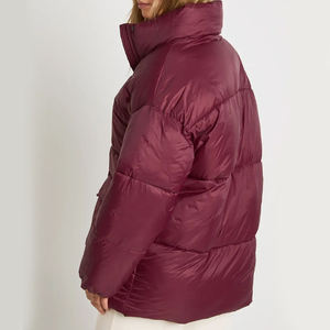 Veste matelassée d'hiver sur mesure / Prix de gros Logo personnalisé OEM Veste d'hiver Veste à bulles Veste matelassée pour femmes Veste d'extérieur - Product Image 2
