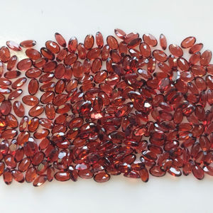 พลอยโกเมนสีแดงธรรมชาติ 5x3 มม. ทรงรี คุณภาพดีที่สุด สำหรับทำเครื่องประดับ - Product Image 4
