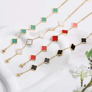 أساور نسائية من دكتور جويلري بالجملة، مطلية بالذهب عيار 18 قيراط، من الفولاذ المقاوم للصدأ مع زهرة طبيعية على شكل ورقة البرسيم رباعية الأوراق للحظ - Product Image 5