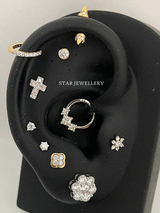 Bijou fin en or rose 14 carats, or massif, véritable moissanite taille princesse, trio de pierres, septum clicker, cadeau - Product Image 5